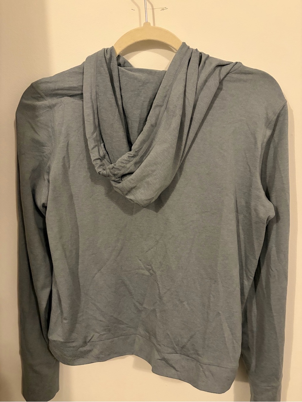 Grey/Blue Lightweight Vuori Hoodie - Picture 2 of 3